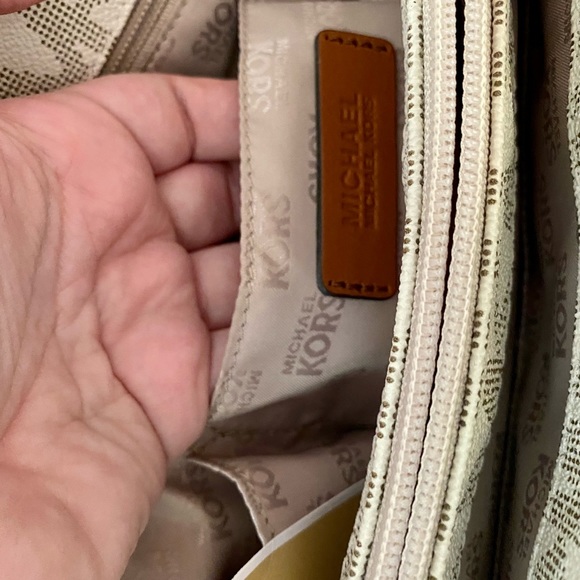 Michael Kors Large Hamilton Bag NWT - Picture 10 of 12